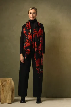 New One Hundred Stars Acer Black Wool Scarf