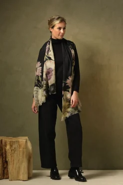 Sale One Hundred Stars Daisy Black Wool Scarf