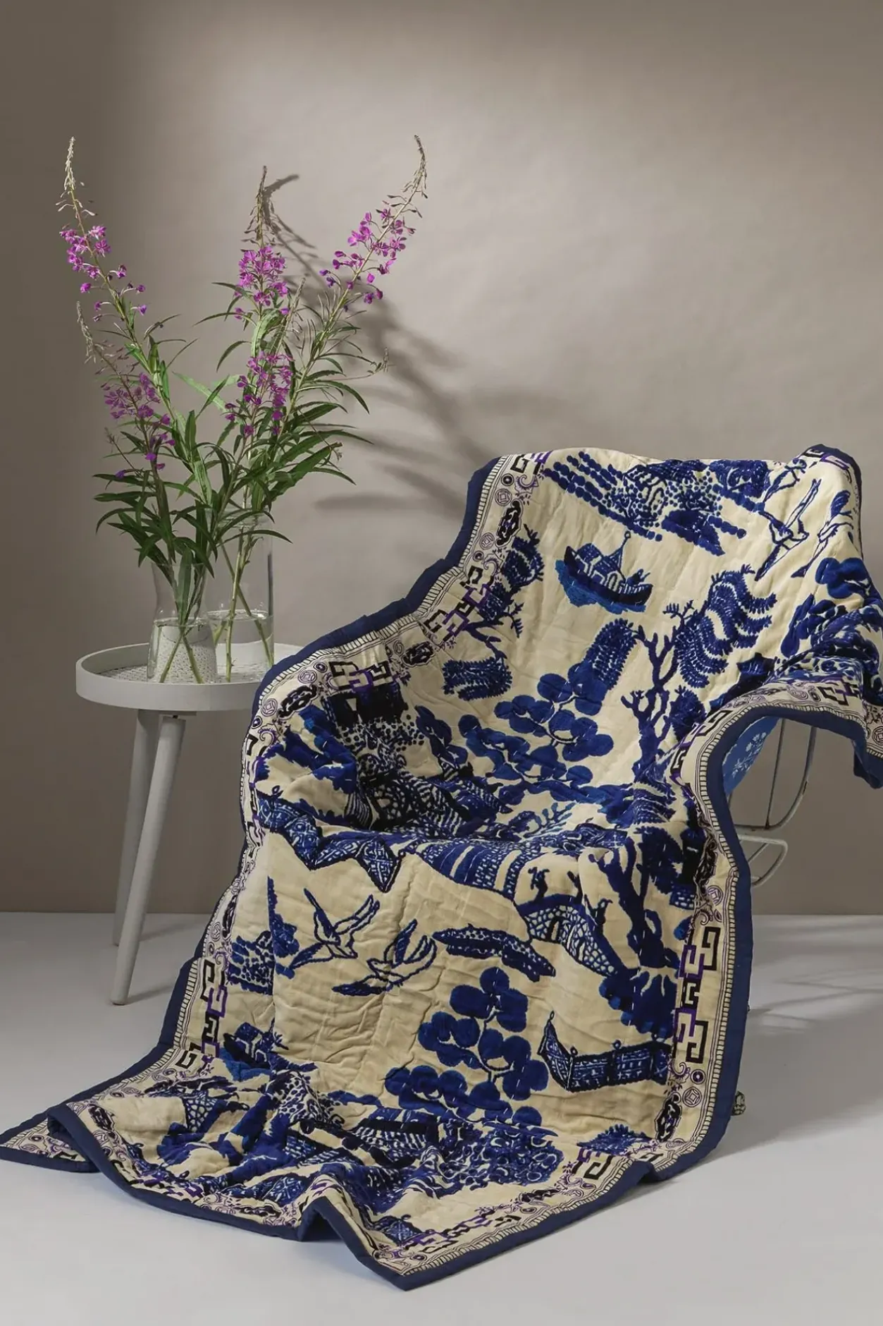 Hot One Hundred Stars Giant Willow Blue Velvet Throw