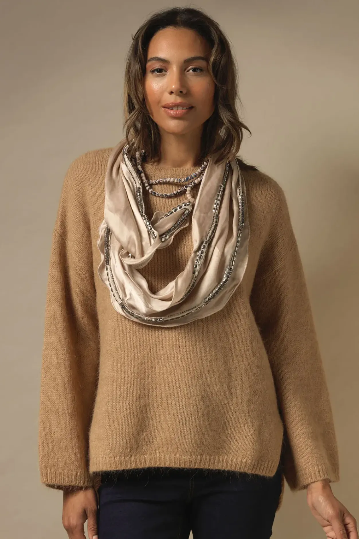 Best One Hundred Stars Indian Heritage Beige Necklace Scarf