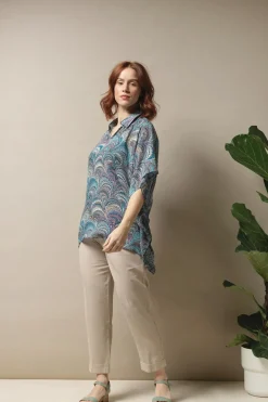 Hot One Hundred Stars Marbled Blue Tunic Top