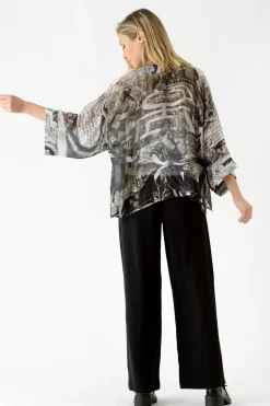 One Hundred Stars Sunburst Grey Kimono