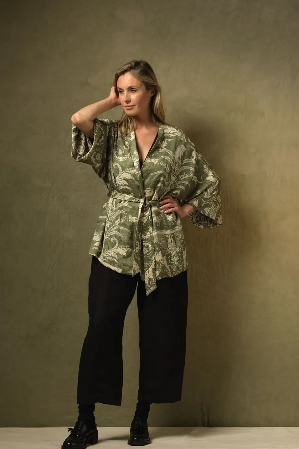 New One Hundred Stars Vintage Damask Sage Wrap Jacket